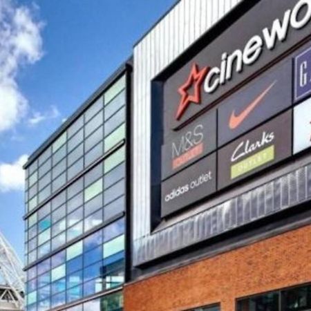 Stylish Wembley Stadium And Ovo Arena Apartment, London Exterior foto