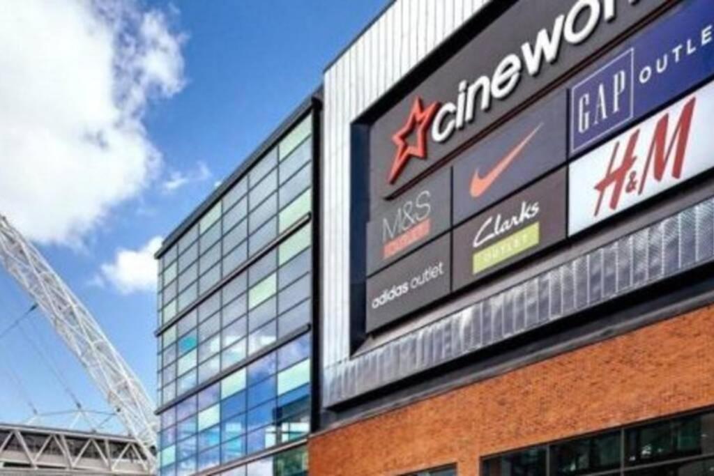 Stylish Wembley Stadium And Ovo Arena Apartment, London Exterior foto